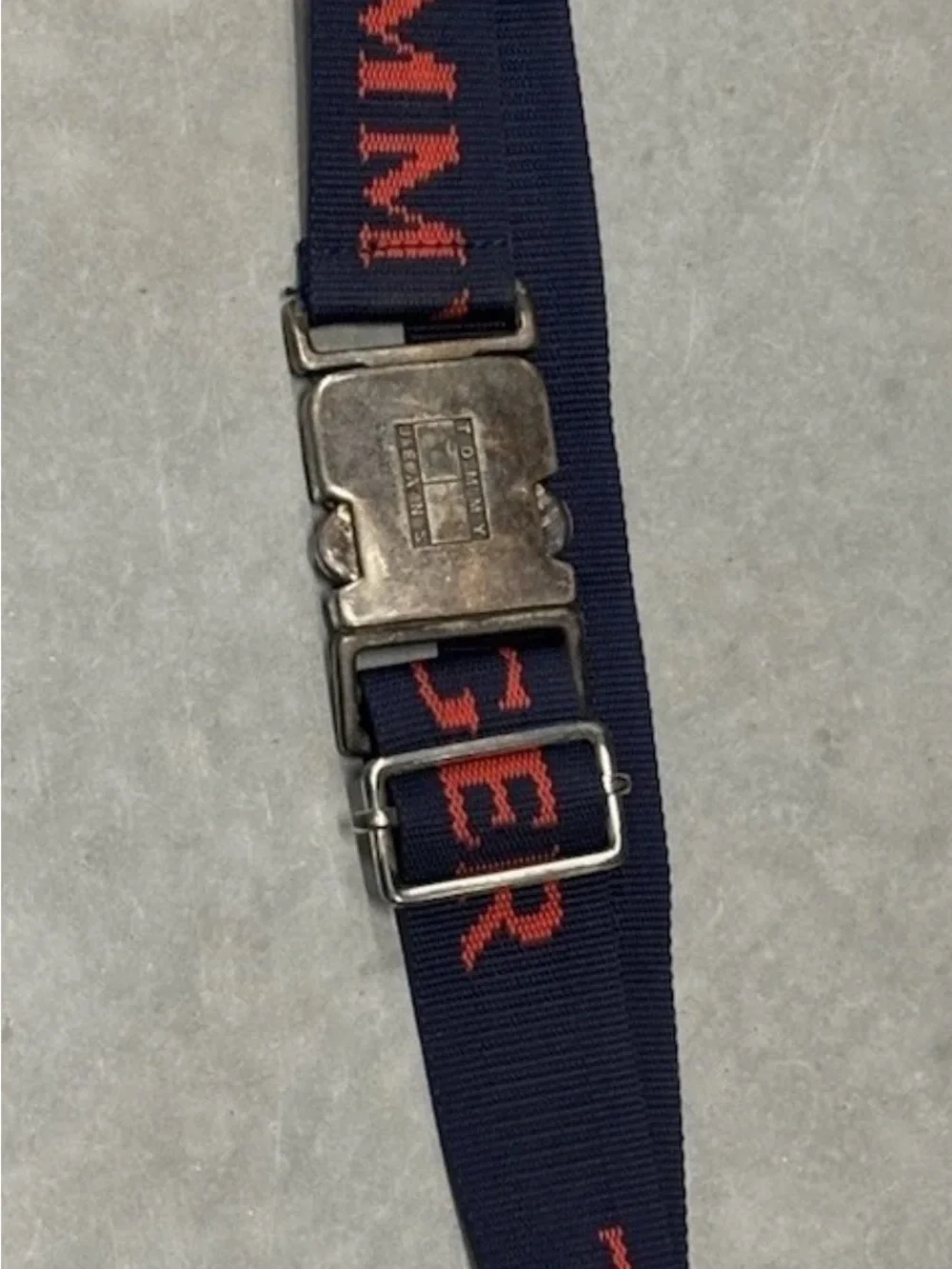 Tommy Hilfiger VTG 90’s Belt Metal Clasp Buckle Blue Red Adjustable Spell Out